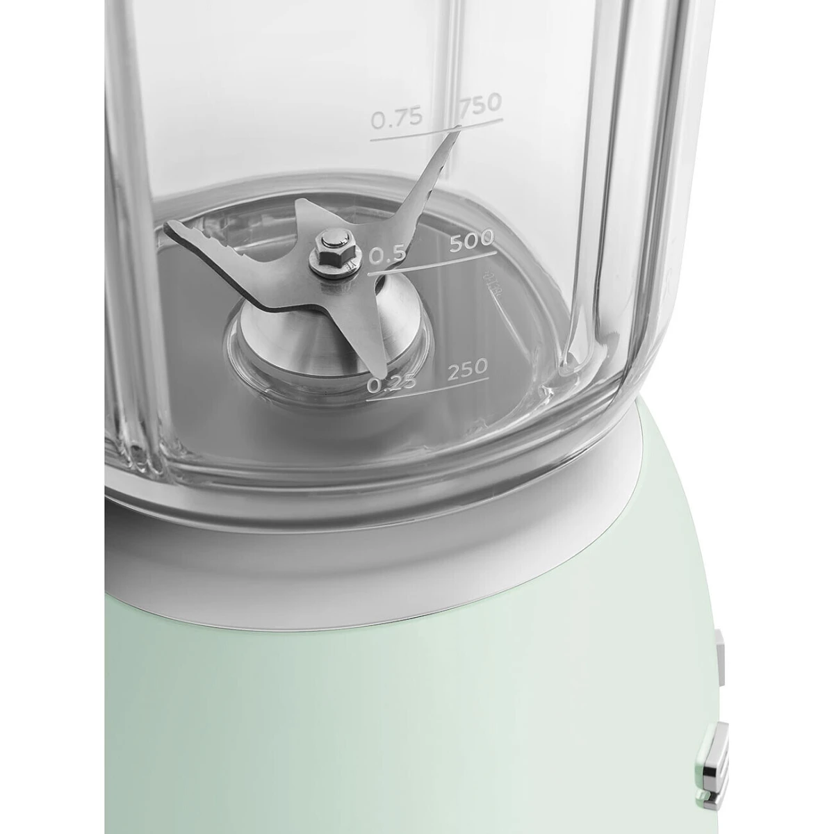 blender-kielichowy-smeg-pastelowa-zielen-ostrze.jpg