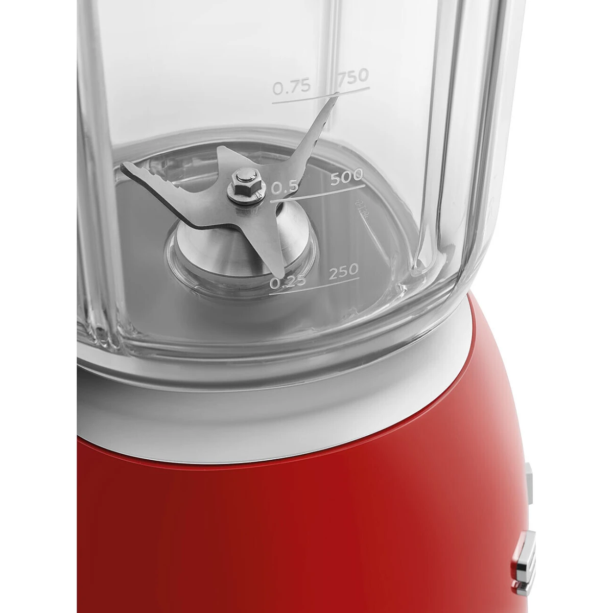blender-kielichowy-smeg-czerwony-ostrze.jpg