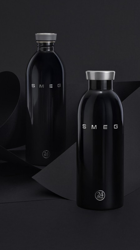 butelka-na-wodę-smeg-czarny-7.jpg