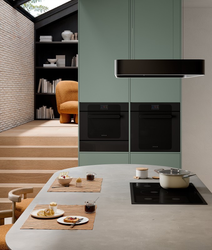 garnek-24-cm-smeg-kremowy-plyta-indukcyjna.jpg