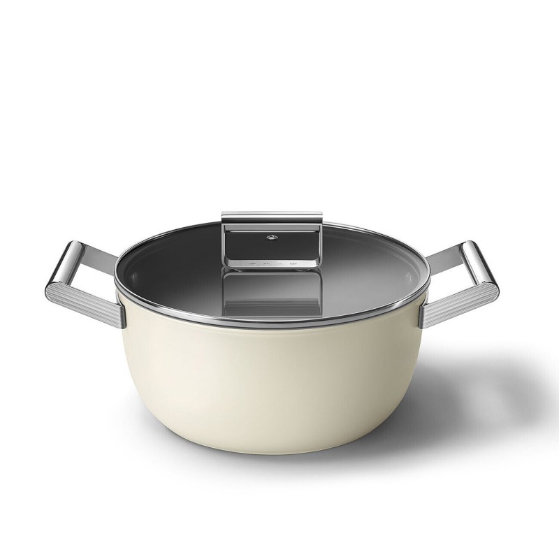 garnek-24-cm-smeg-kremowy-pokrywka.jpg