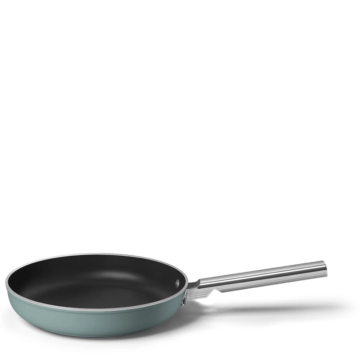 patelnia-28-cm-smeg-zielony.jpg