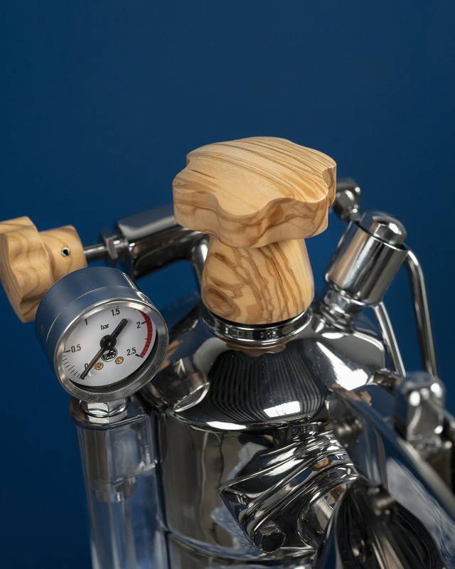 dzwigniowy-ekspres-do-kawy-la-pavoni-lusso-kawa.jpg