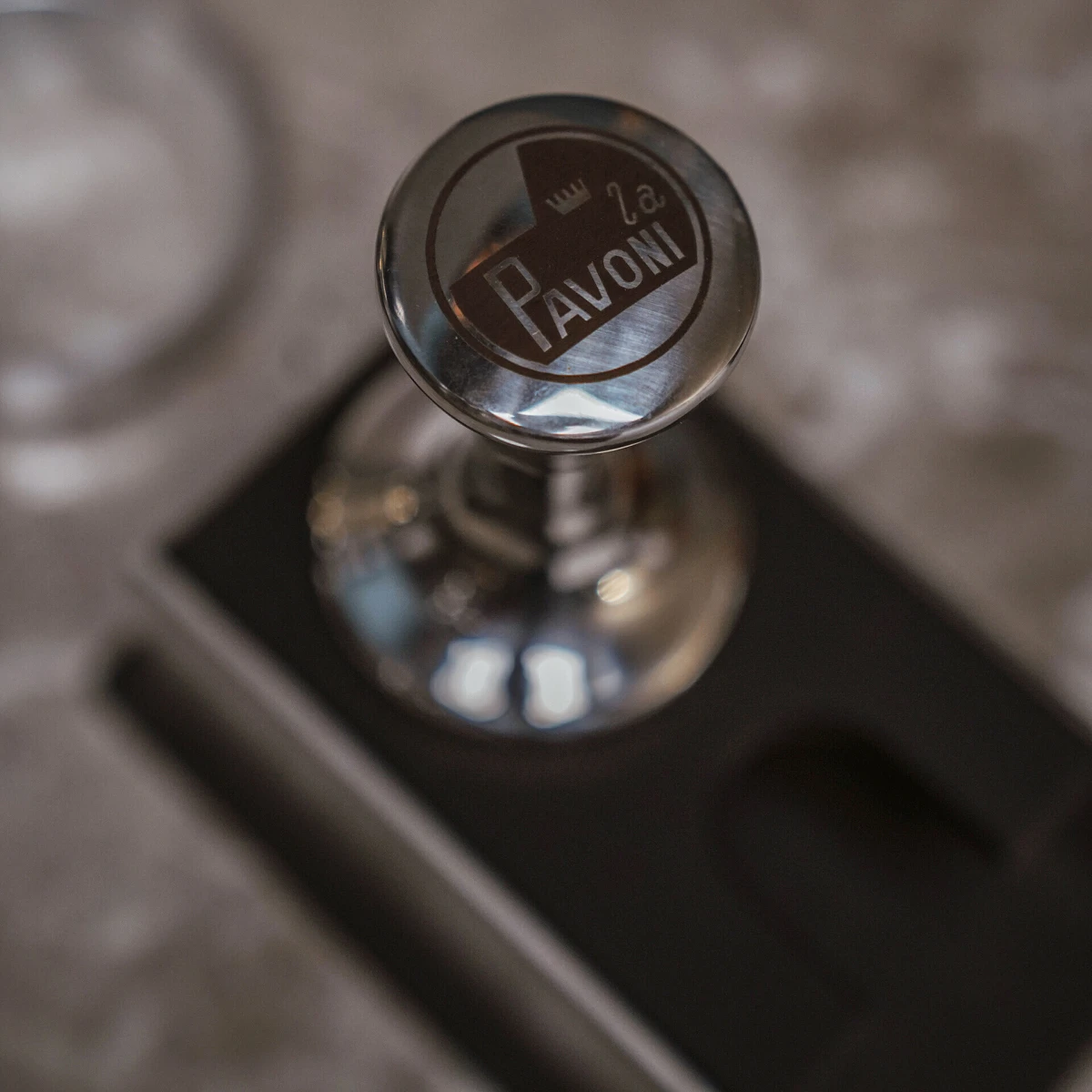 tamper-do-kawy-58-mm-la-pavoni-stalowy-2.jpg