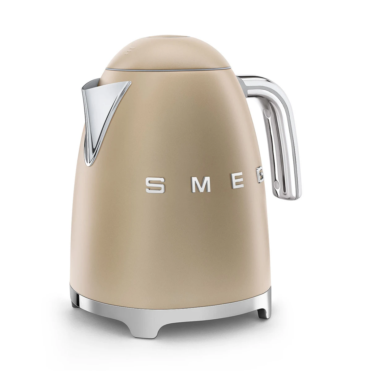 czajnik-smeg-zloty-2.jpg